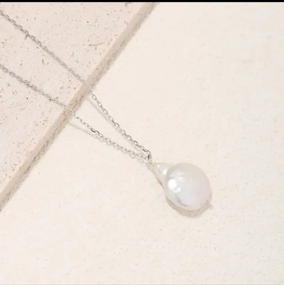 Baroque Style 925 Sterling Silver Irregular Shape Freshwater Pearl  Necklace. - Picture 5 of 5